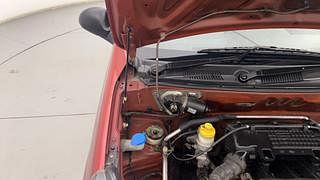 Used 2013 Maruti Suzuki Alto 800 [2012-2016] Vxi Petrol Manual engine ENGINE RIGHT SIDE HINGE & APRON VIEW