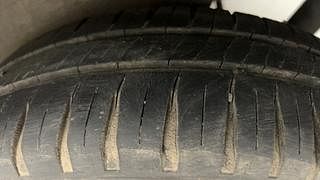 Used 2013 Maruti Suzuki Wagon R 1.0 [2010-2019] VXi Petrol Manual tyres LEFT REAR TYRE TREAD VIEW