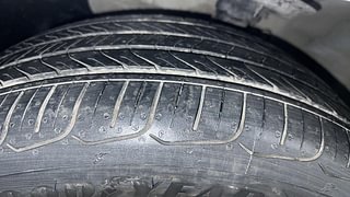 Used 2015 Hyundai Elite i20 [2014-2018] Asta 1.2 Petrol Manual tyres LEFT FRONT TYRE TREAD VIEW