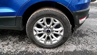 Used 2015 Ford EcoSport [2013-2015] Titanium 1.5L TDCi Diesel Manual tyres LEFT REAR TYRE RIM VIEW
