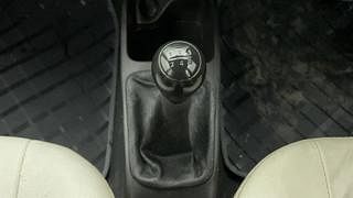 Used 2014 Hyundai Eon [2011-2018] Magna Petrol Manual interior GEAR  KNOB VIEW