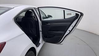 Used 2016 Hyundai Elantra [2016-2022] 2.0 SX(O) AT Petrol Automatic interior RIGHT REAR DOOR OPEN VIEW