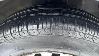 Used 2015 Hyundai Eon [2011-2018] Era + Petrol Manual tyres RIGHT FRONT TYRE TREAD VIEW