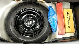 Used 2014 Maruti Suzuki Swift [2011-2017] VXi Petrol Manual tyres SPARE TYRE VIEW