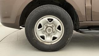 Used 2014 Tata Safari Storme [2012-2015] 2.2 EX 4x2 Diesel Manual tyres LEFT FRONT TYRE RIM VIEW