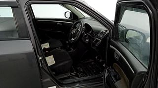 Used 2017 Maruti Suzuki Swift [2017-2020] VDi Diesel Manual interior RIGHT SIDE FRONT DOOR CABIN VIEW