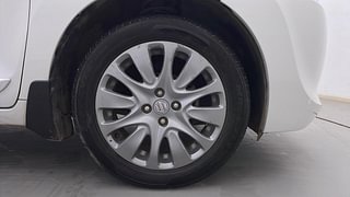 Used 2016 Maruti Suzuki Baleno [2015-2019] Alpha Petrol Petrol Manual tyres RIGHT FRONT TYRE RIM VIEW