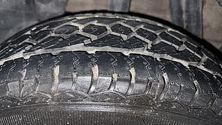 Used 2016 Renault Duster [2015-2020] RXL Petrol Petrol Manual tyres RIGHT REAR TYRE TREAD VIEW