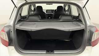 Used 2021 Hyundai Grand i10 Nios Sportz 1.2 Kappa VTVT Petrol Manual interior DICKY INSIDE VIEW