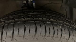 Used 2012 Maruti Suzuki Swift [2011-2017] ZXi Petrol Manual tyres RIGHT FRONT TYRE TREAD VIEW