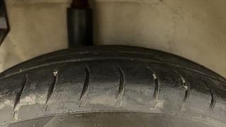 Used 2015 Maruti Suzuki Ritz [2012-2017] Vdi Diesel Manual tyres RIGHT REAR TYRE TREAD VIEW