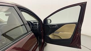 Used 2015 Honda City [2014-2017] VX Diesel Diesel Manual interior RIGHT FRONT DOOR OPEN VIEW