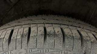 Used 2013 Hyundai i20 [2012-2014] Asta 1.2 Petrol Manual tyres RIGHT REAR TYRE TREAD VIEW