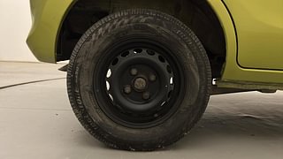 Used 2017 Maruti Suzuki Alto 800 [2016-2019] LXI CNG Petrol+cng Manual tyres RIGHT REAR TYRE RIM VIEW