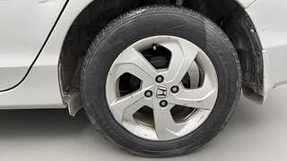 Used 2015 Honda City [2014-2017] VX (O) MT Petrol Manual tyres LEFT REAR TYRE RIM VIEW