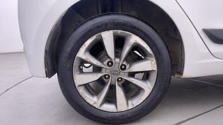 Used 2016 Hyundai Elite i20 [2014-2018] Asta 1.2 (O) Petrol Manual tyres RIGHT REAR TYRE RIM VIEW