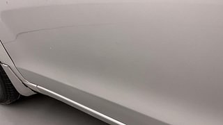 Used 2016 Maruti Suzuki Ertiga [2015-2018] VXI Petrol Manual dents MINOR DENT