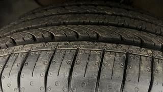 Used 2017 Hyundai Elite i20 [2014-2018] Asta 1.2 Petrol Manual tyres LEFT FRONT TYRE TREAD VIEW