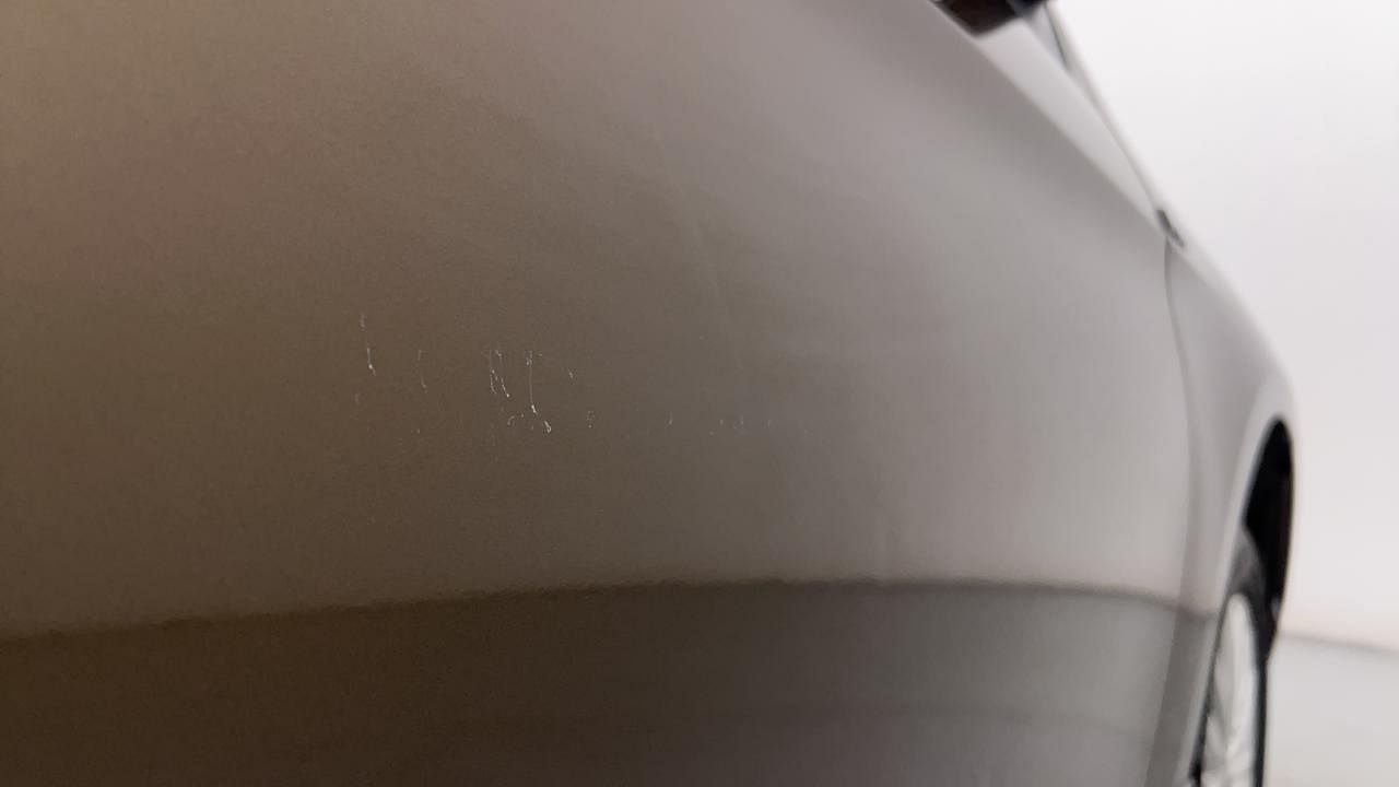 Used 2015 Maruti Suzuki Ciaz [2014-2017] ZXi AT Petrol Automatic dents MINOR SCRATCH