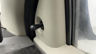 Used 2016 Toyota Etios Liva [2010-2017] V Petrol Manual top_features Adjustable ORVM