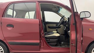 Used 2010 Hyundai Santro Xing [2007-2014] GLS Petrol Manual interior RIGHT SIDE FRONT DOOR CABIN VIEW