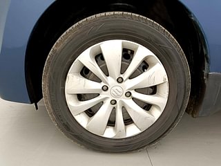 Used 2017 Maruti Suzuki Baleno [2015-2019] Delta Petrol Petrol Manual tyres LEFT FRONT TYRE RIM VIEW