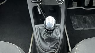 Used 2018 Renault Captur [2017-2020] RXE Diesel Diesel Manual interior GEAR  KNOB VIEW