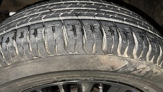 Used 2020 Maruti Suzuki XL6 [2019-2022] Zeta MT Petrol Petrol Manual tyres LEFT FRONT TYRE TREAD VIEW