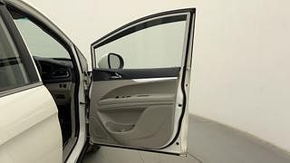 Used 2018 Mahindra Marazzo M6 8str Diesel Manual interior RIGHT FRONT DOOR OPEN VIEW