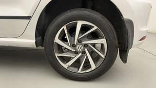 Used 2018 Volkswagen Polo [2018-2022] Comfortline 1.0L (P) Petrol Manual tyres LEFT REAR TYRE RIM VIEW