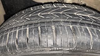 Used 2020 honda Amaze 1.5 E i-DTEC Diesel Manual tyres LEFT FRONT TYRE TREAD VIEW