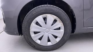 Used 2016 Maruti Suzuki Ertiga [2015-2018] VXI Petrol Manual tyres LEFT FRONT TYRE RIM VIEW