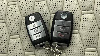 Used 2019 Kia Seltos [2019-2021] HTX Plus AT D Diesel Automatic extra CAR KEY VIEW