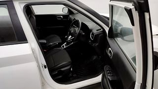 Used 2019 Hyundai Venue [2019-2021] SX 1.0 (O) Turbo Petrol Manual interior RIGHT SIDE FRONT DOOR CABIN VIEW