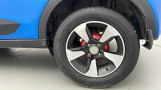 Used 2017 Tata Nexon [2017-2020] XZ Plus Dual Tone Roof Diesel Diesel Manual tyres LEFT REAR TYRE RIM VIEW
