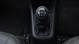 Used 2014 Maruti Suzuki Swift [2011-2017] VDi Diesel Manual interior GEAR  KNOB VIEW