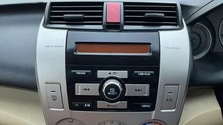 Used 2011 Honda City [2011-2014] 1.5 V MT Petrol Manual top_features Integrated (in-dash) music system
