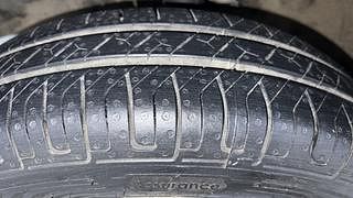 Used 2014 Maruti Suzuki Wagon R 1.0 [2010-2019] LXi Petrol Manual tyres LEFT FRONT TYRE TREAD VIEW