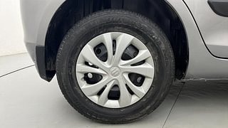 Used 2012 Maruti Suzuki Swift [2011-2017] VXi Petrol Manual tyres RIGHT REAR TYRE RIM VIEW