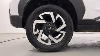 Used 2022 Nissan Magnite XV Premium Turbo CVT Petrol Automatic tyres RIGHT REAR TYRE RIM VIEW