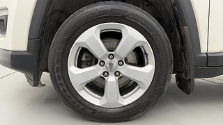 Used 2018 JEEP Compass [2017-2021] Limited 1.4 Petrol AT Petrol Automatic tyres LEFT FRONT TYRE RIM VIEW