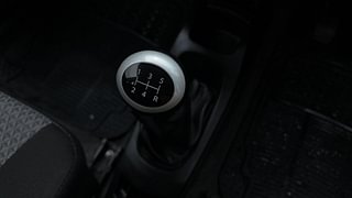 Used 2011 Maruti Suzuki Wagon R 1.0 [2010-2019] LXi Petrol Manual interior GEAR  KNOB VIEW