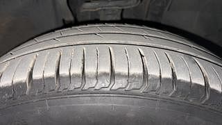 Used 2020 Renault Triber RXZ AMT Petrol Automatic tyres RIGHT FRONT TYRE TREAD VIEW