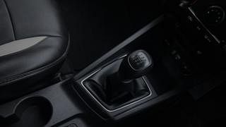 Used 2019 Hyundai Elite i20 [2018-2020] Sportz Plus 1.2 Petrol Manual interior GEAR  KNOB VIEW