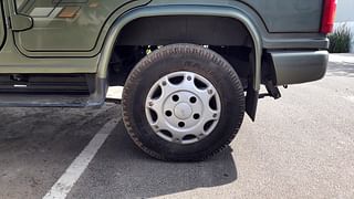 Used 2018 Mahindra Bolero [2011-2020] ZLX BS IV Diesel Manual tyres LEFT REAR TYRE RIM VIEW