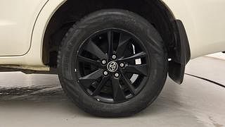 Used 2017 Toyota Innova Crysta [2016-2020] 2.8 ZX AT 7 STR Diesel Automatic tyres LEFT REAR TYRE RIM VIEW