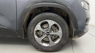 Used 2020 Kia Seltos HTK Plus G Petrol Manual tyres RIGHT FRONT TYRE RIM VIEW