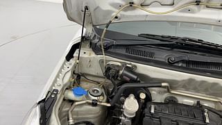 Used 2017 Maruti Suzuki Alto K10 [2014-2019] VXi Petrol Manual engine ENGINE RIGHT SIDE HINGE & APRON VIEW