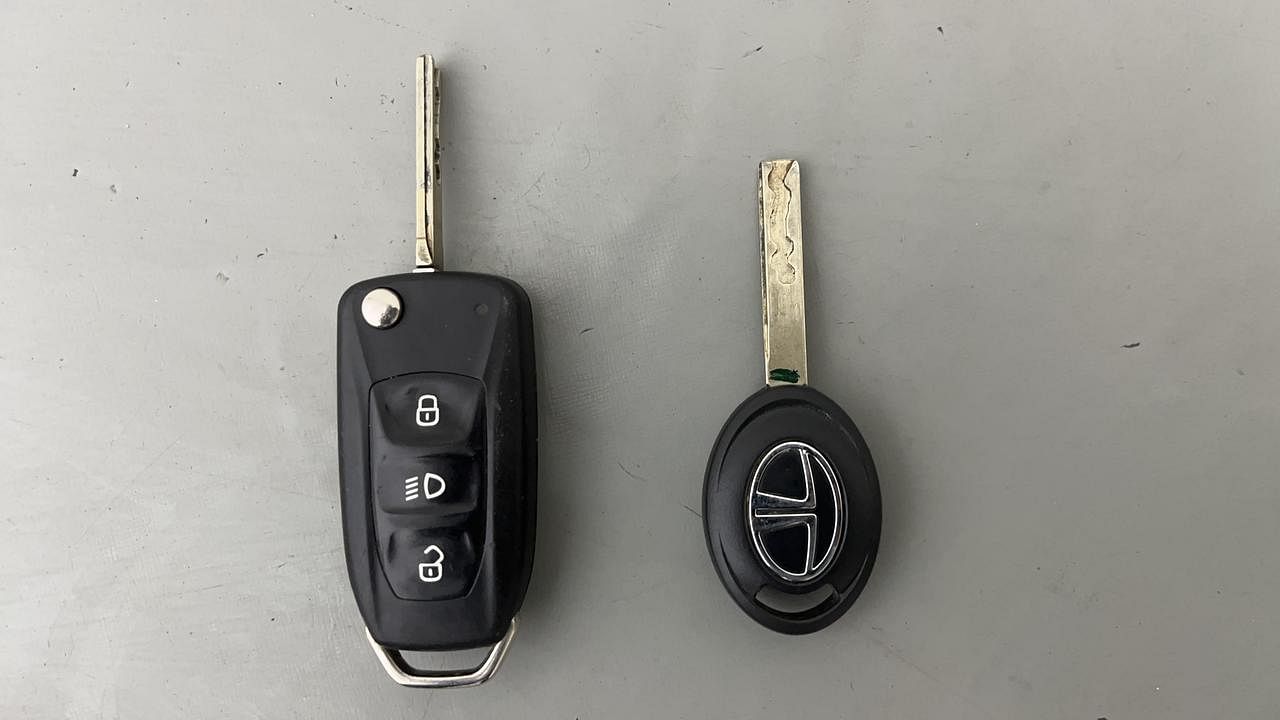 Used 2019 Tata Tiago [2016-2020] Revotorq XZ Diesel Manual extra CAR KEY VIEW