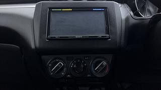 Used 2022 Maruti Suzuki Swift VXI AMT Petrol Automatic interior MUSIC SYSTEM & AC CONTROL VIEW